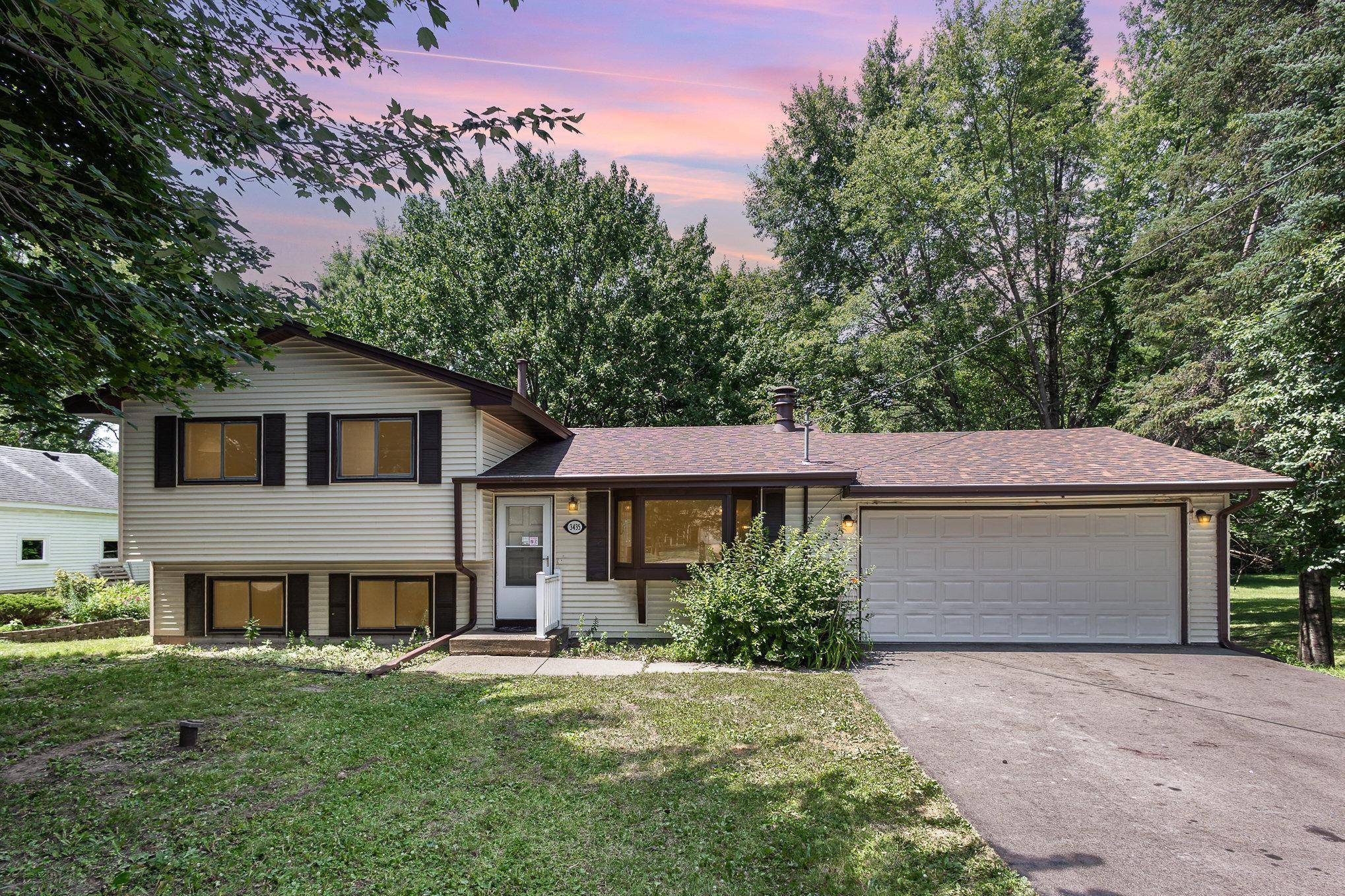White Bear Lake, MN 55110,3435 White Bear AVE N