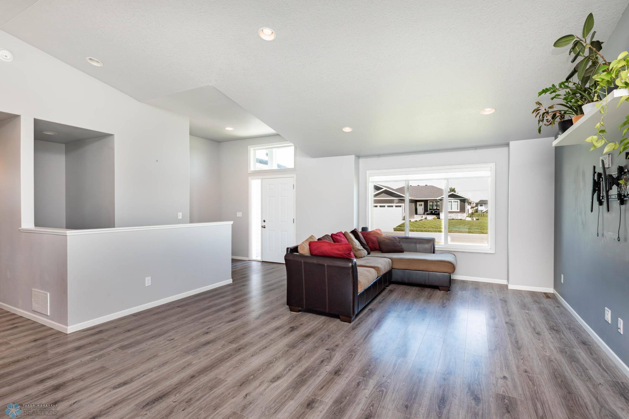 West Fargo, ND 58078,4701 11 ST W