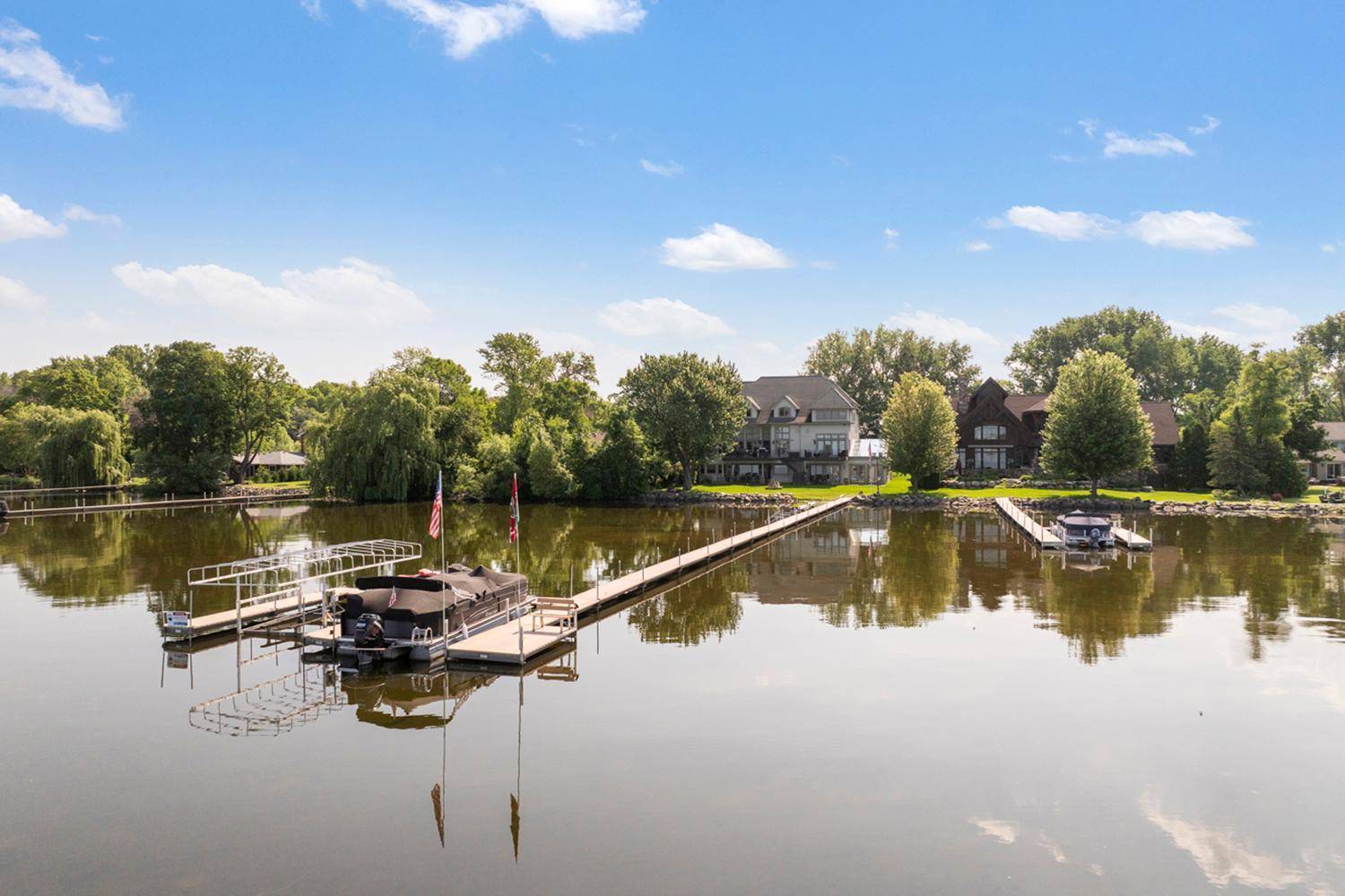Forest Lake, MN 55025,22620 Hayward AVE N