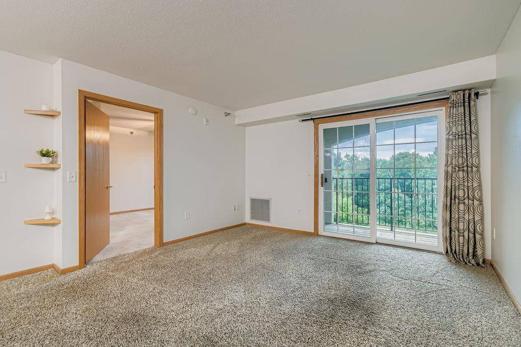 Andover, MN 55304,15570 Linnet ST NW #2-305