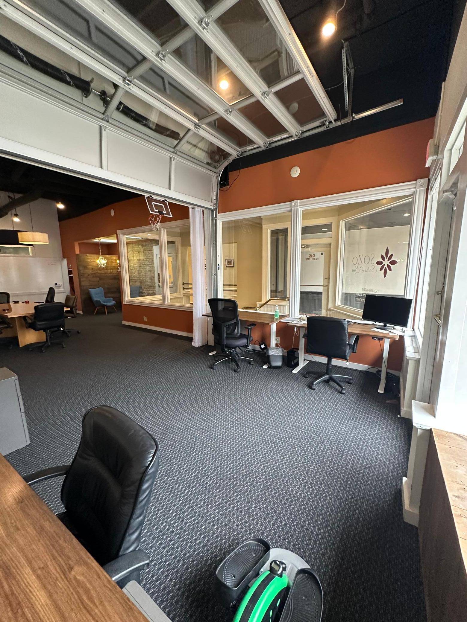 Hopkins, MN 55343,917 Mainstreet #6