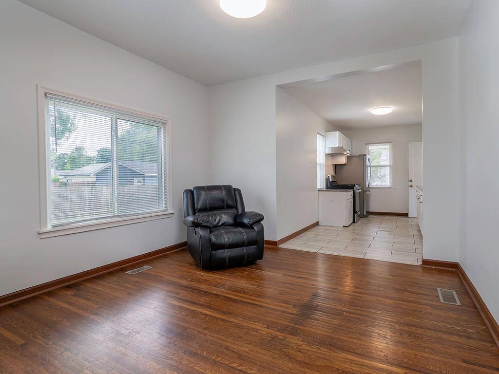 Minneapolis, MN 55412,4021 Colfax AVE N