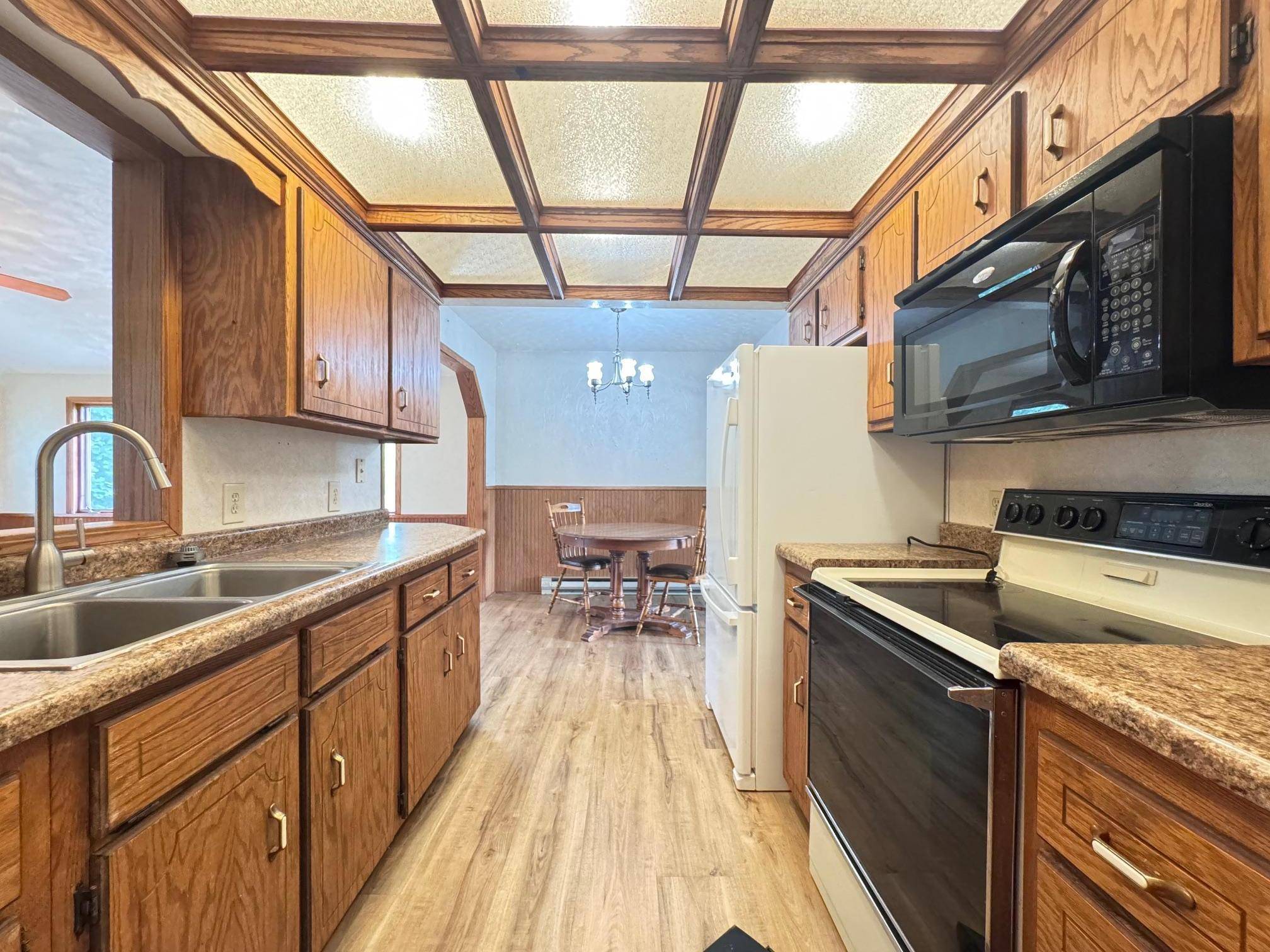 Menahga, MN 56464,517 2nd ST NW