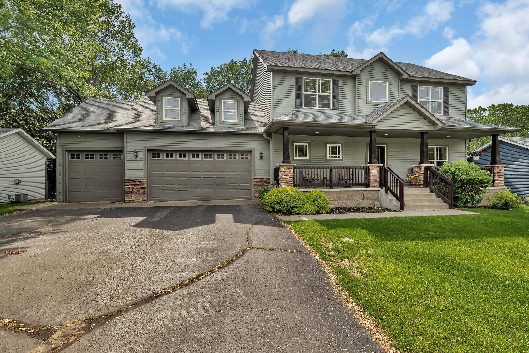 Saint Cloud, MN 56304,613 19th AVE SE