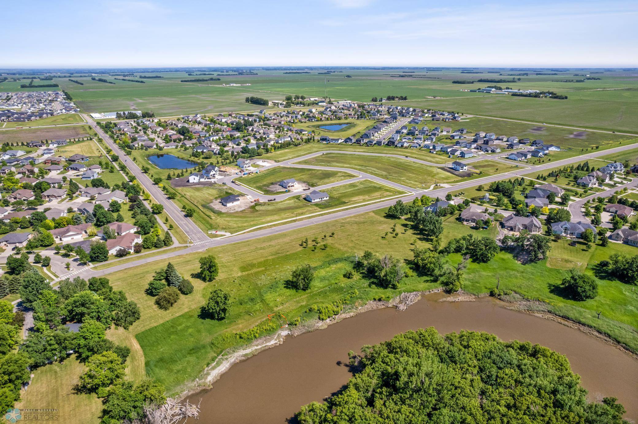 Moorhead, MN 56560,4833 4th ST S