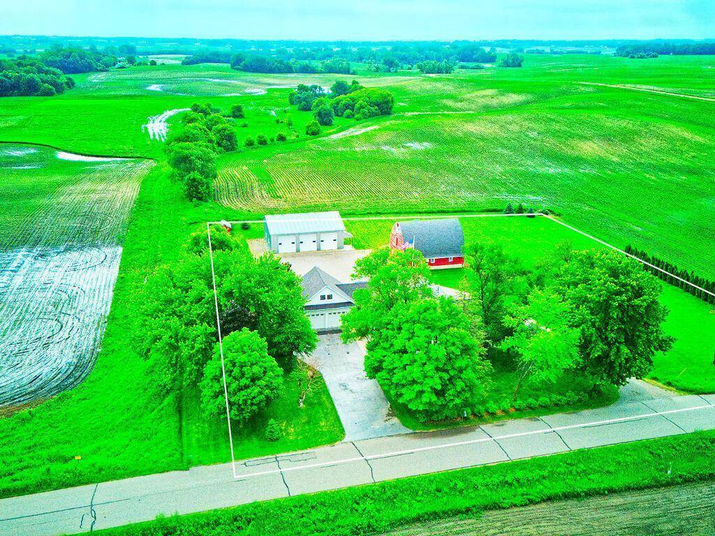 Cokato, MN 55321,6828 Rhoades AVE SW
