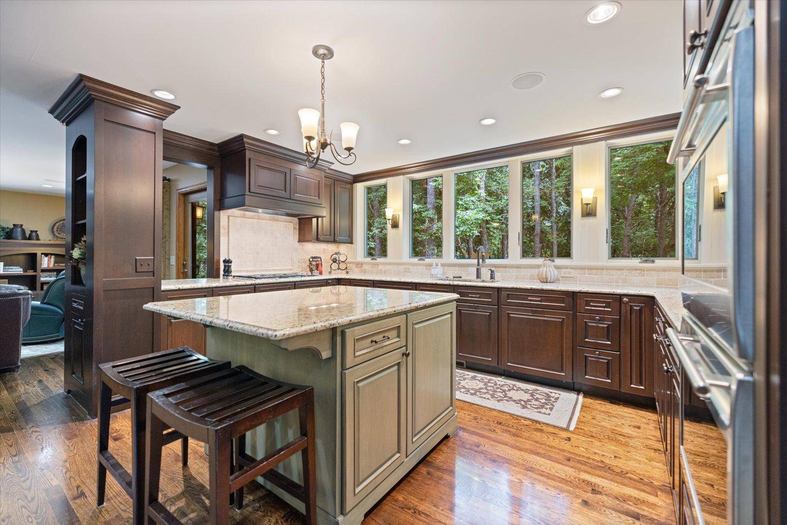 Eden Prairie, MN 55346,17995 Grove CT