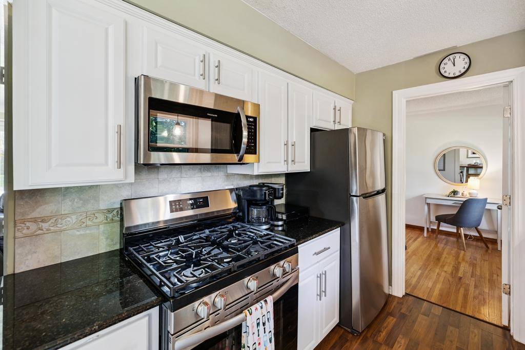 Roseville, MN 55113,1182 Autumn ST