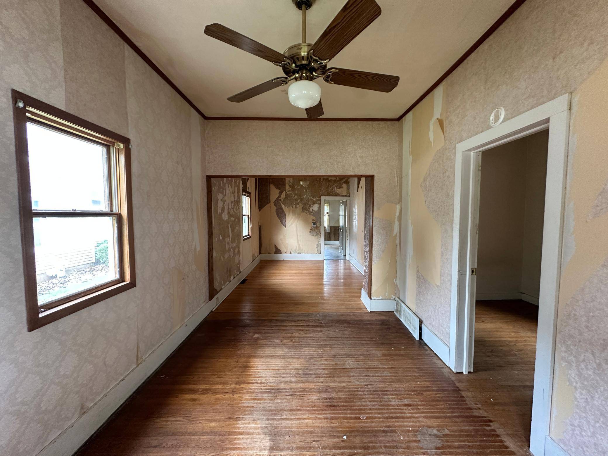 Luverne, MN 56156,613 N Cedar ST