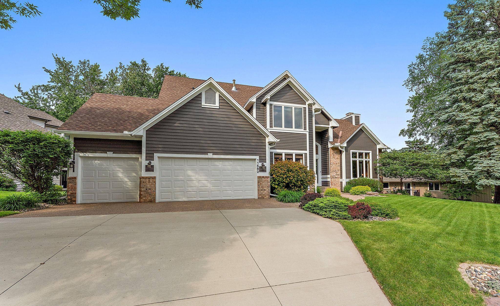 Eden Prairie, MN 55344,11582 Raspberry Hill RD