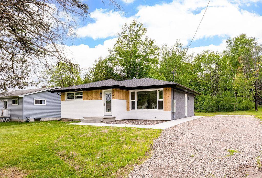 Duluth, MN 55811,1703 N Basswood AVE