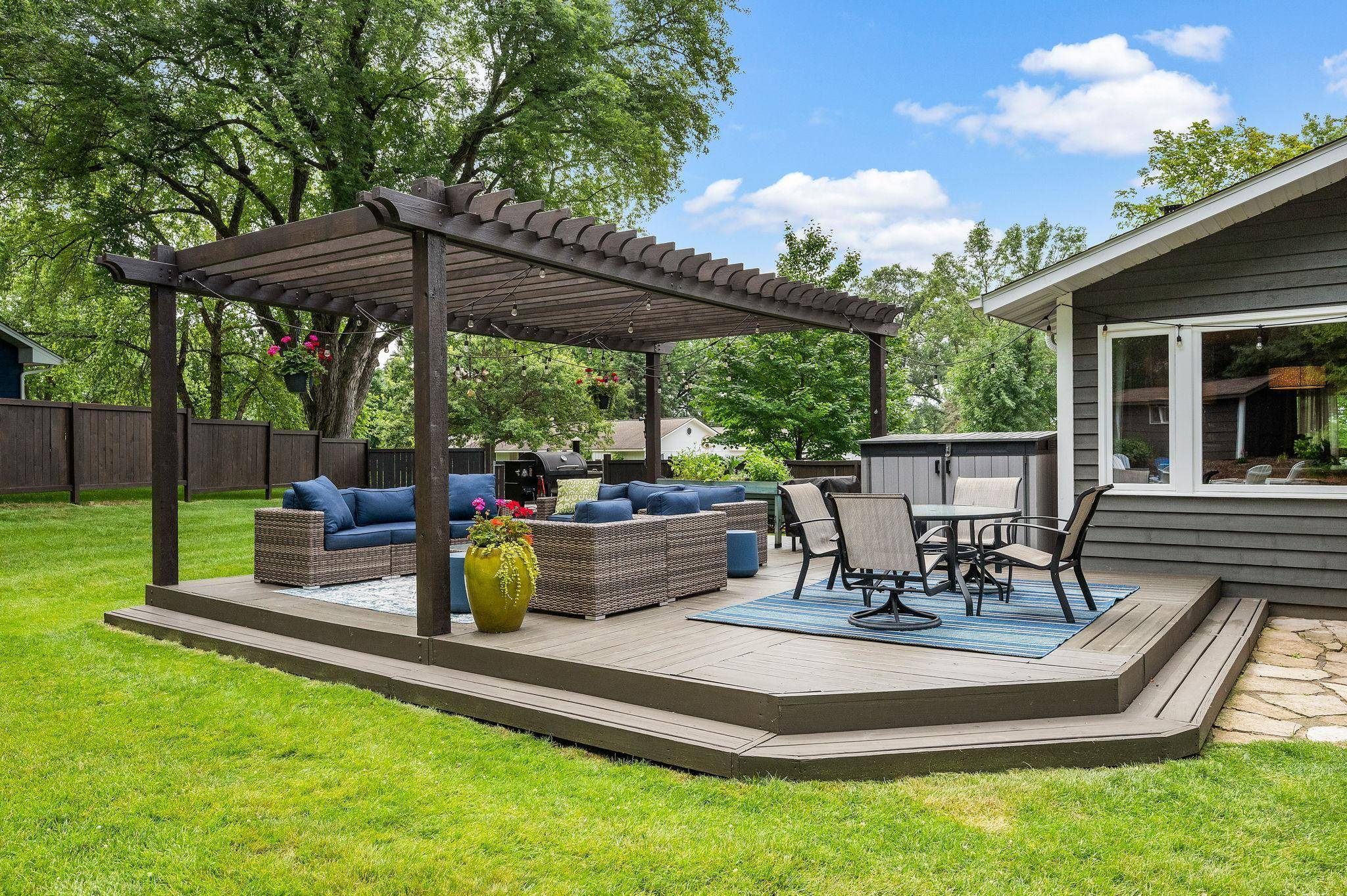 Minnetonka, MN 55345,5754 Oakview LN