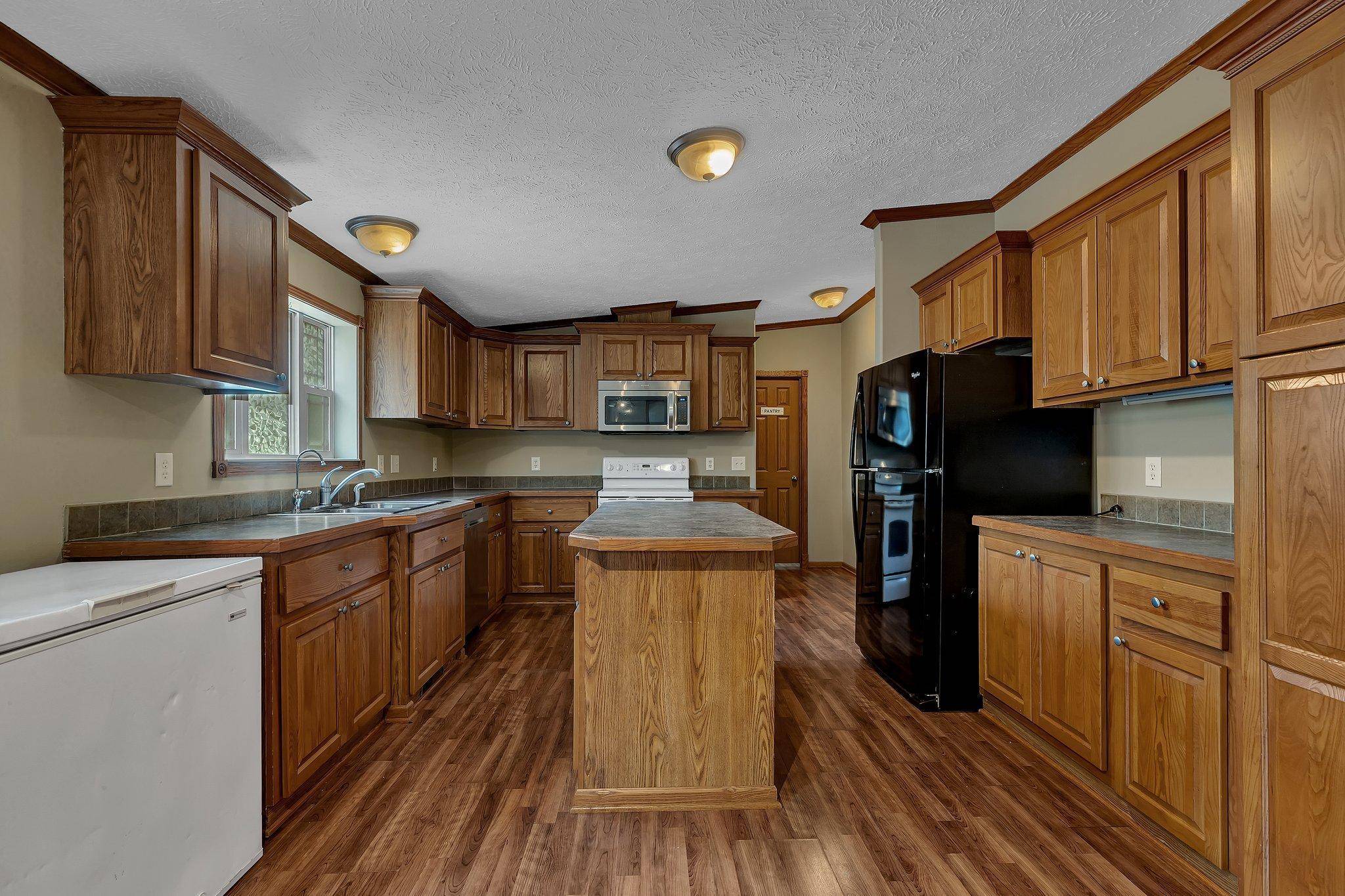 Cushing Twp, MN 56475,27331 Honey Hill RD