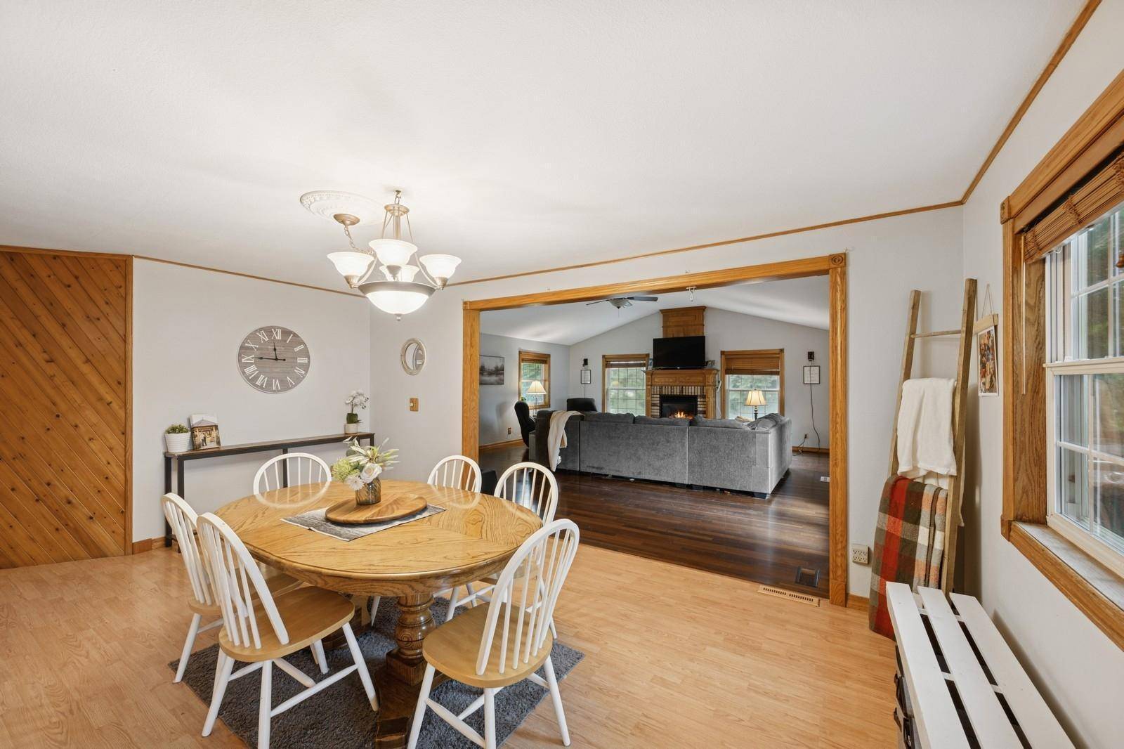 Spicer, MN 56288,9372 71st ST NE