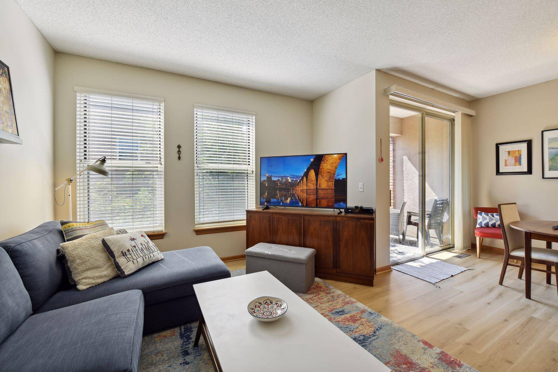 Minneapolis, MN 55401,580 N 2nd St #407