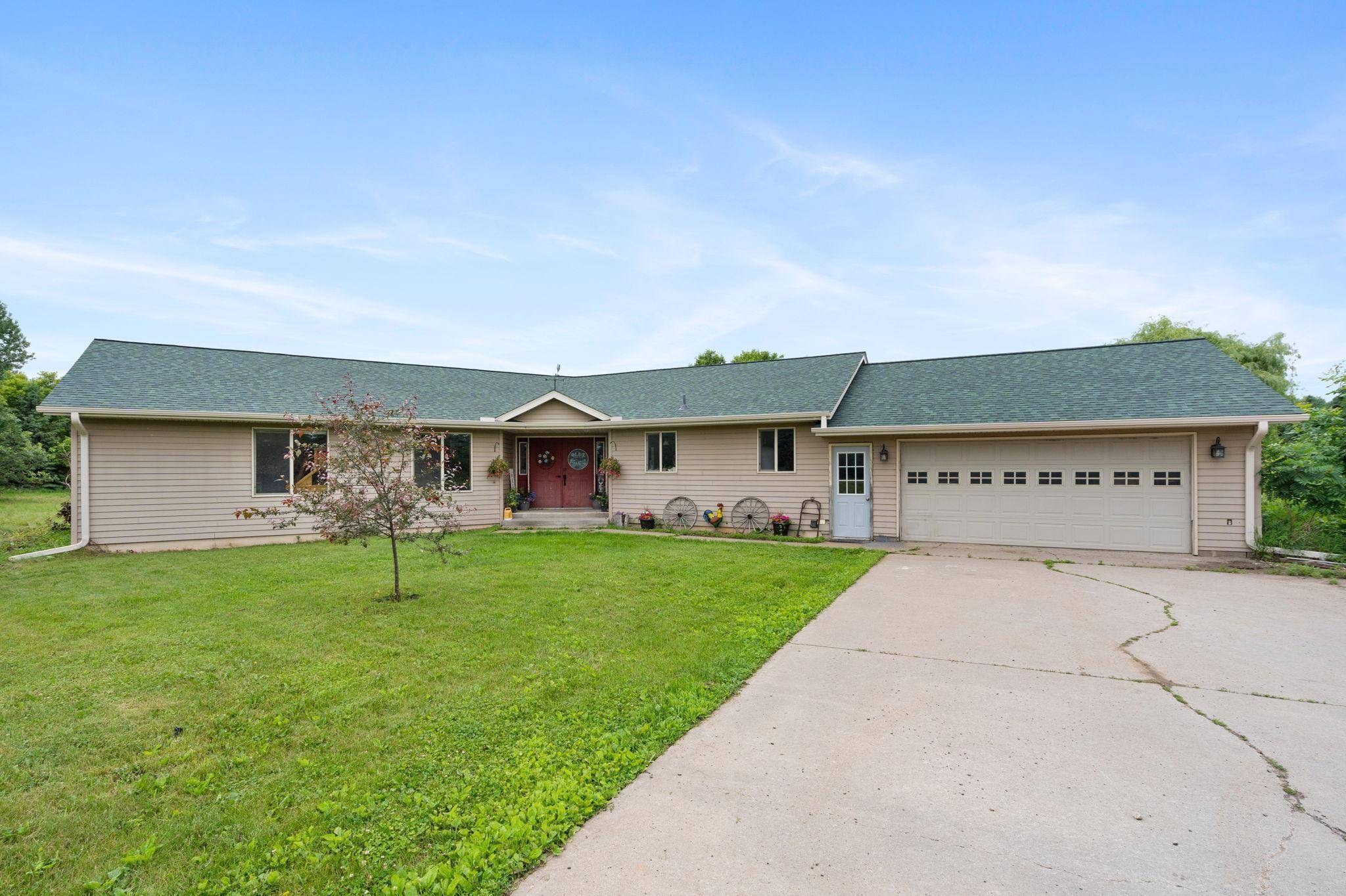 Mora, MN 55051,2150 Highway 70