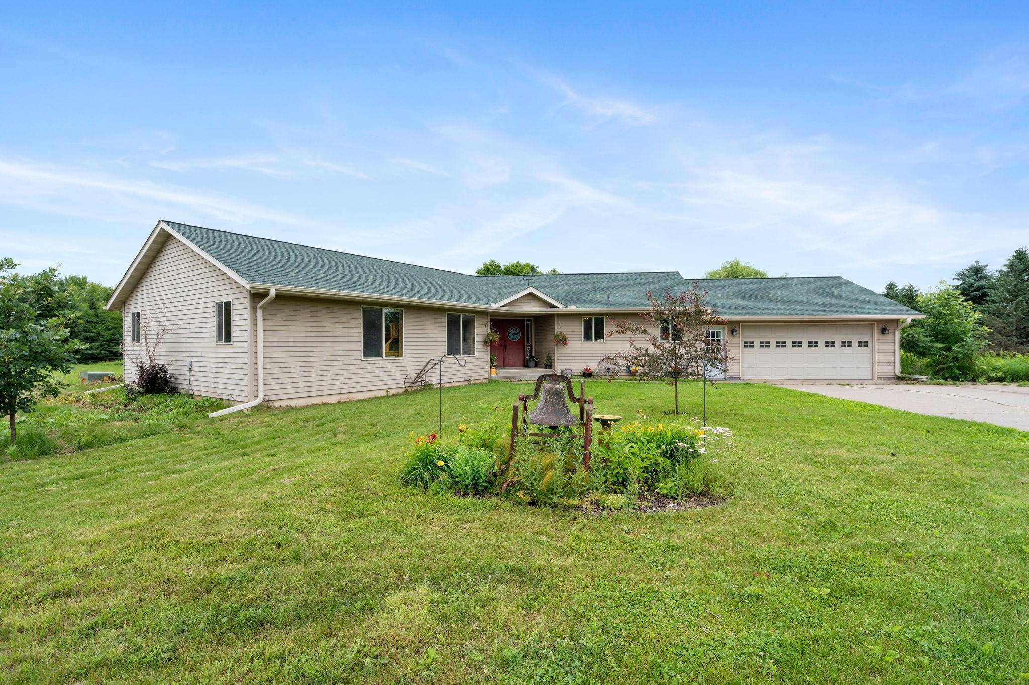 Mora, MN 55051,2150 Highway 70