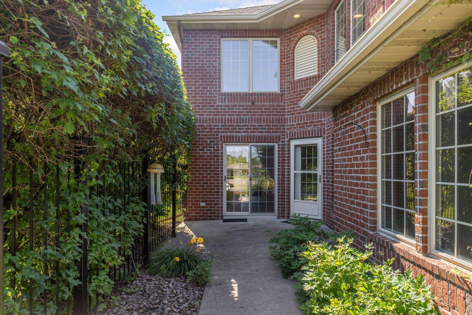 Hudson, WI 54016,1900 Hunter Hill RD