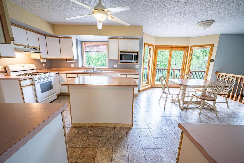 Ellsworth, WI 54011,203 N Northview ST