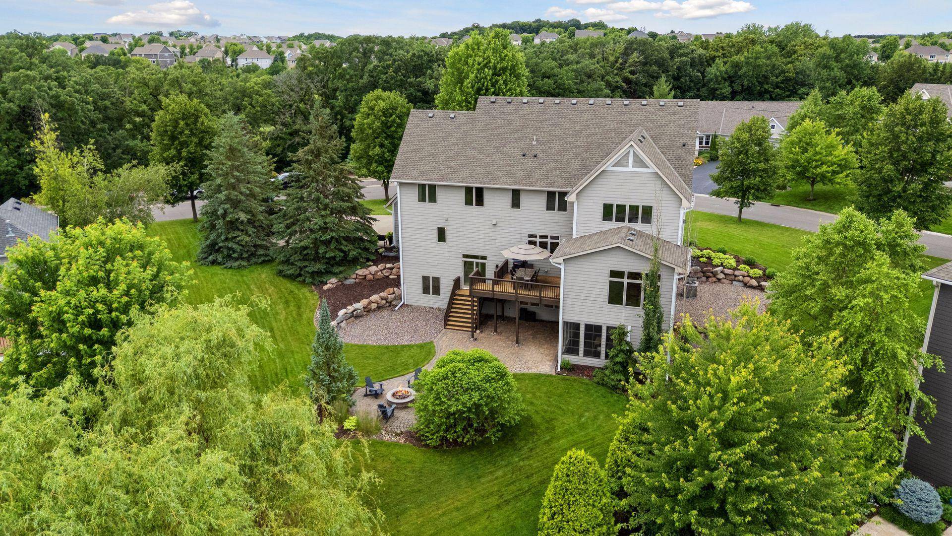 Victoria, MN 55386,8255 Kelzer Pond DR