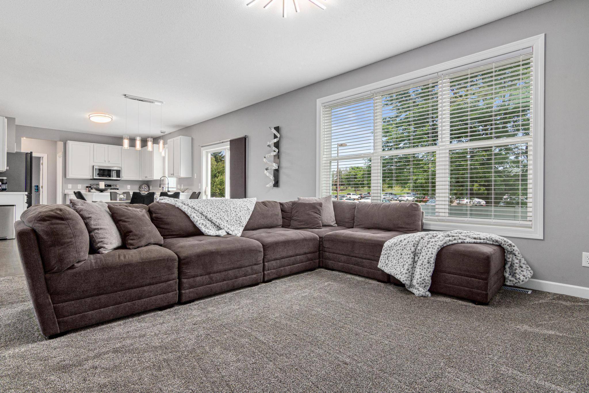 Burnsville, MN 55306,935 Earley Lake PL