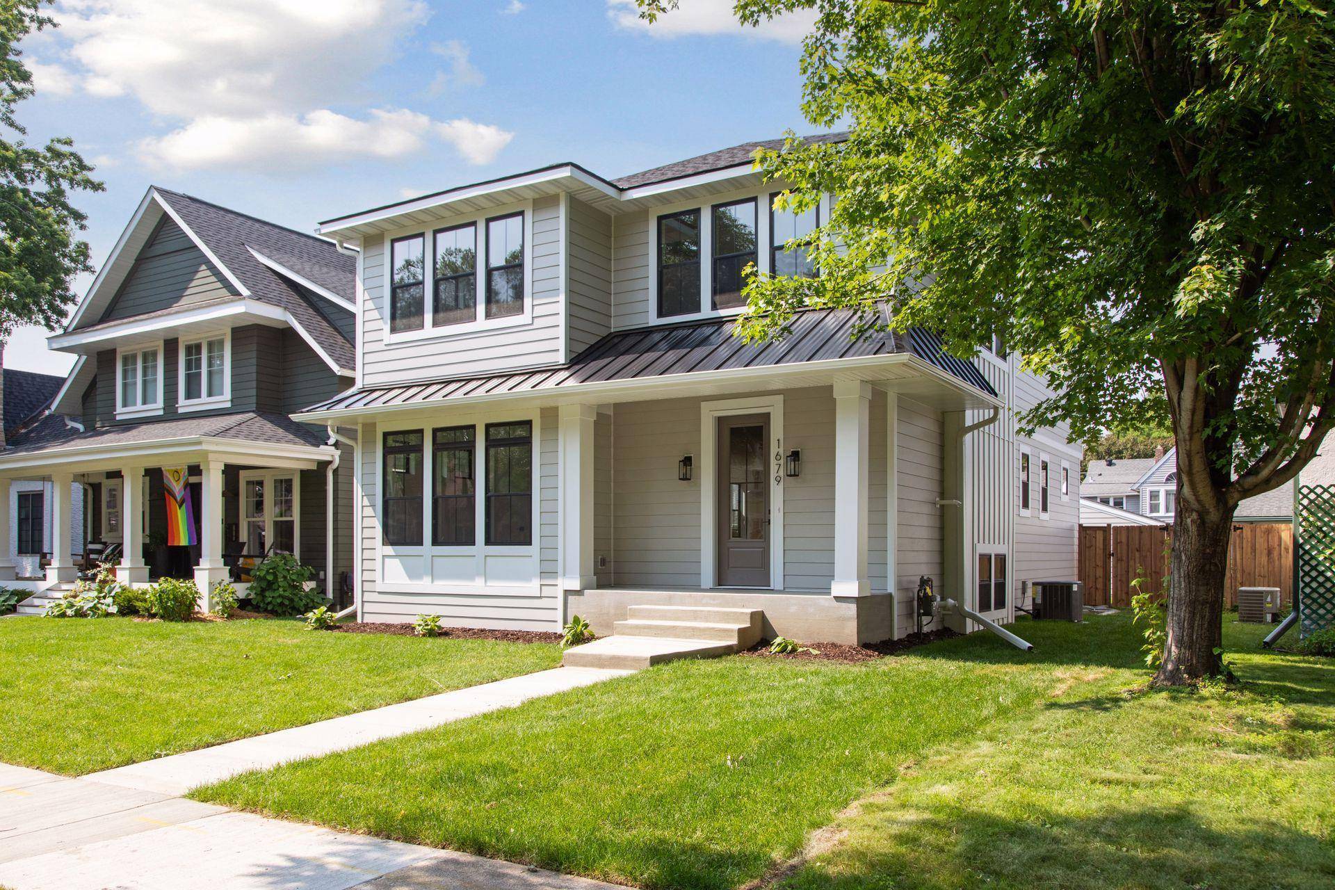 Saint Paul, MN 55105,2084 Palace AVE