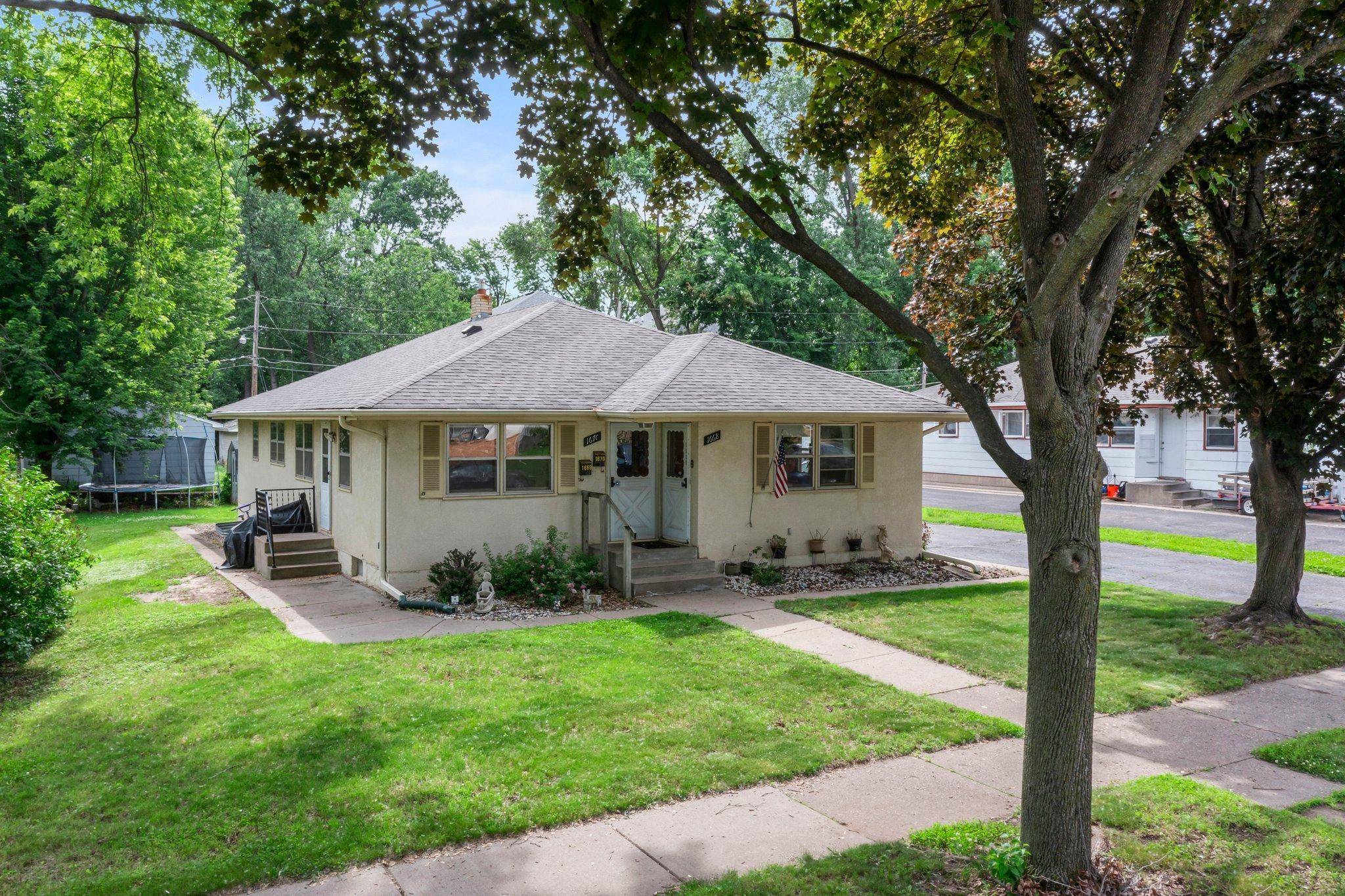 Saint Paul, MN 55106,1668 Dieter ST