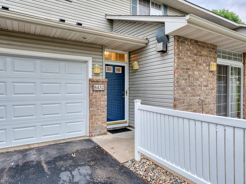 Eden Prairie, MN 55344,8432 Cortland RD