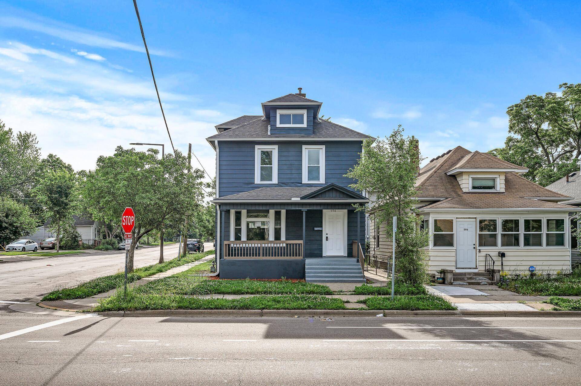 Saint Paul, MN 55103,598 Western AVE N