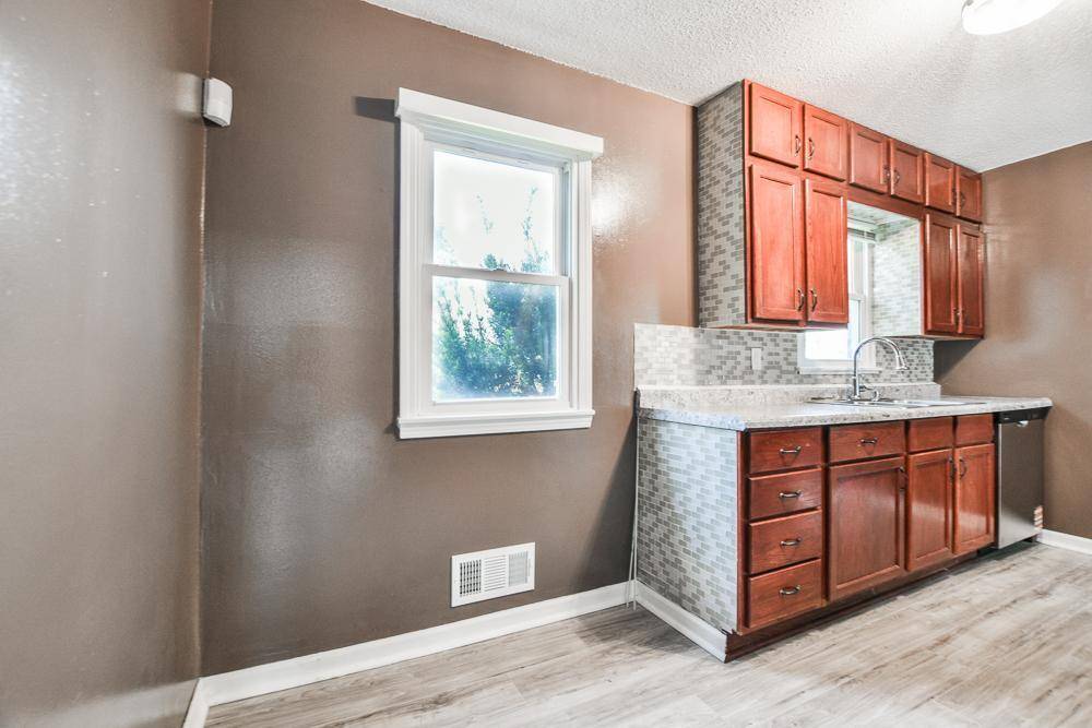 Columbia Heights, MN 55421,4243 Van Buren ST NE