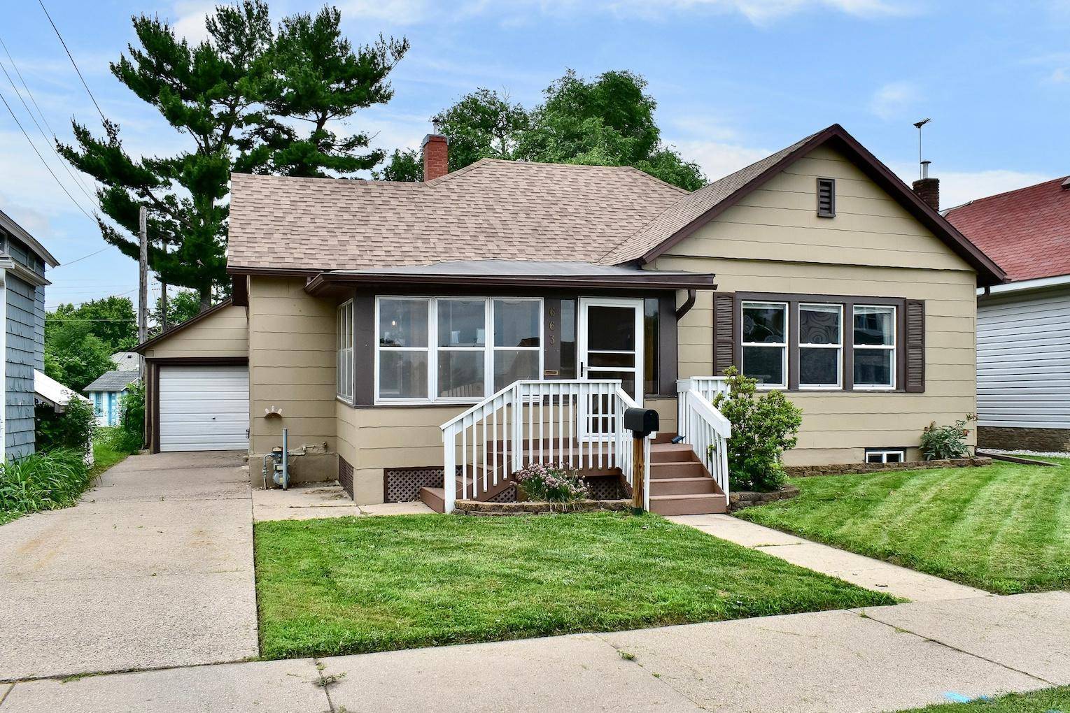 Winona, MN 55987,663 Wilson ST