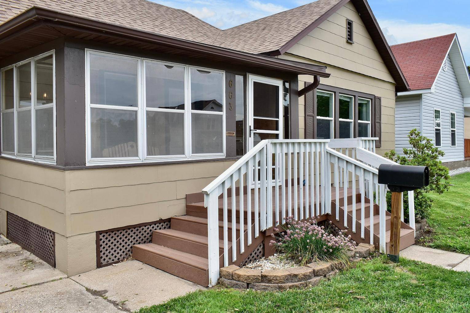 Winona, MN 55987,663 Wilson ST