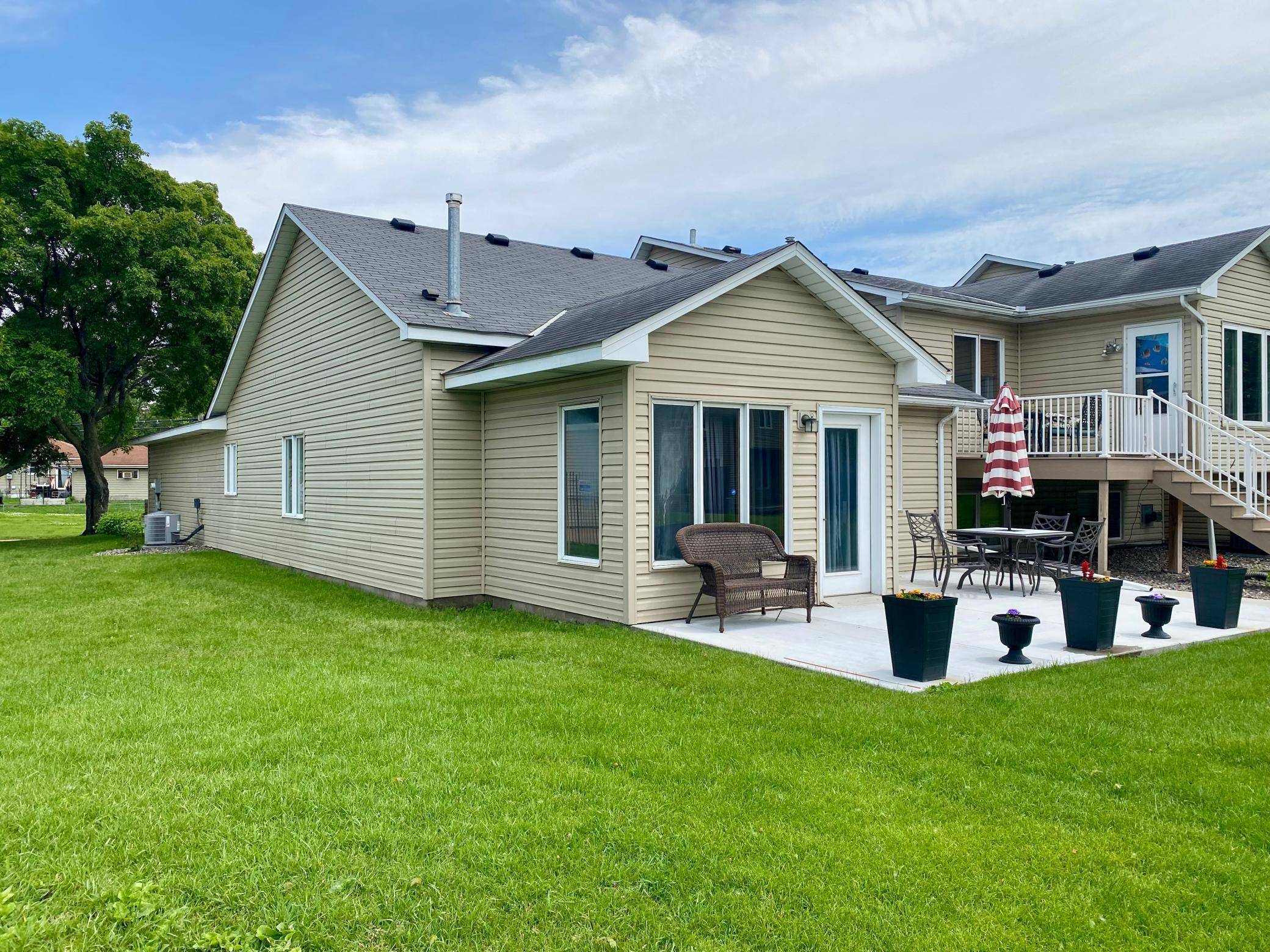 Brooklyn Park, MN 55429,6333 Vera Cruz LN N