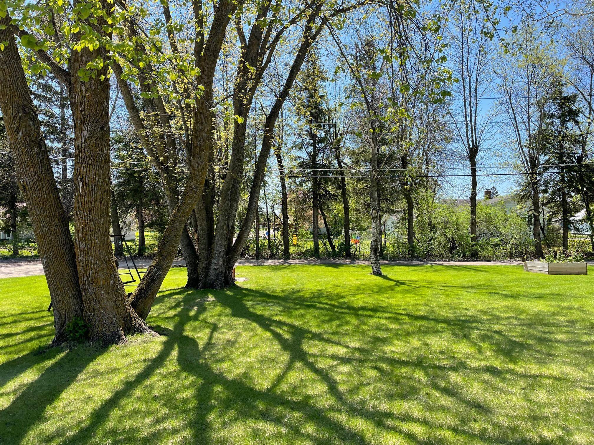 Roseau, MN 56751,912 3rd ST NE