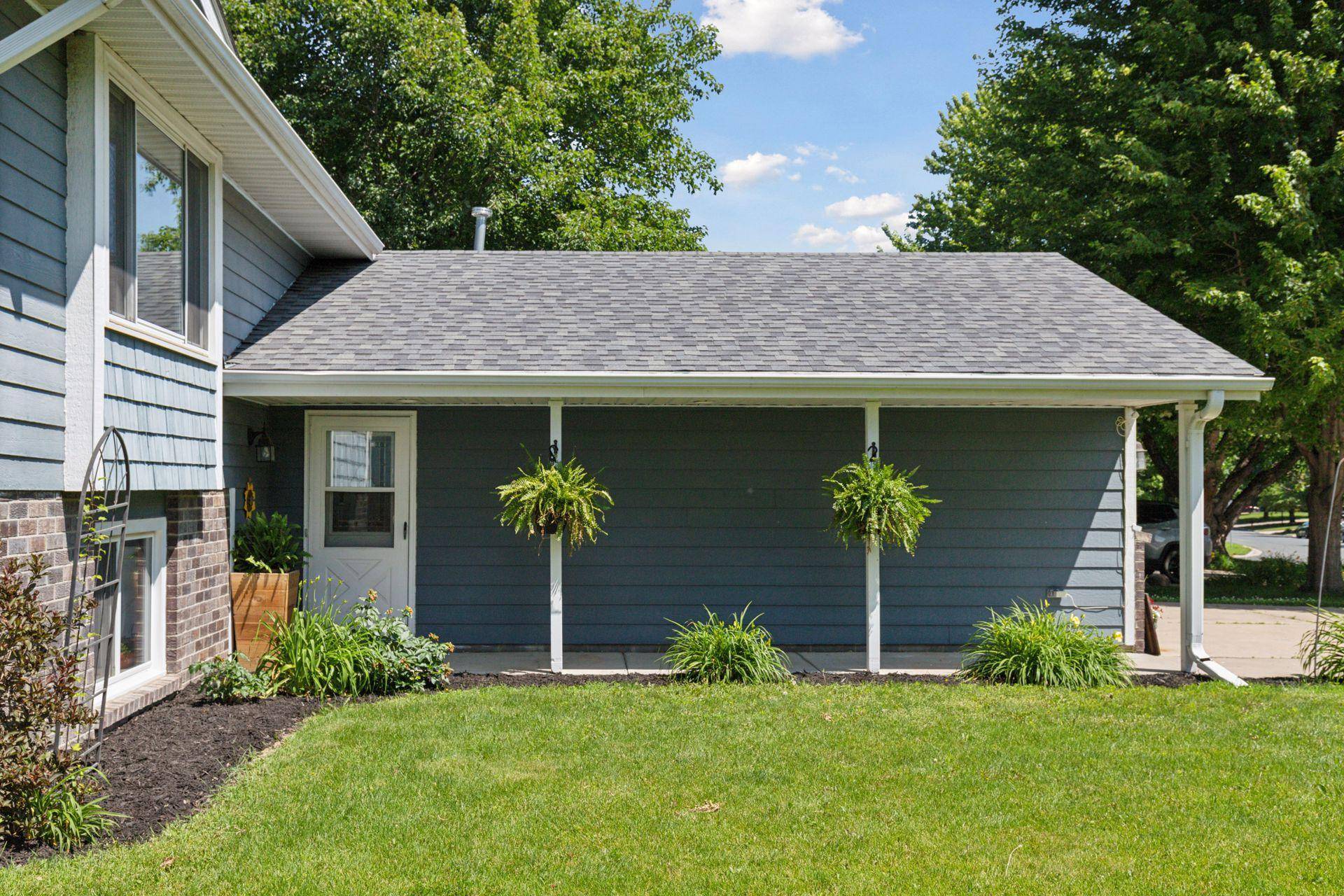 New Prague, MN 56071,704 Lexington AVE N