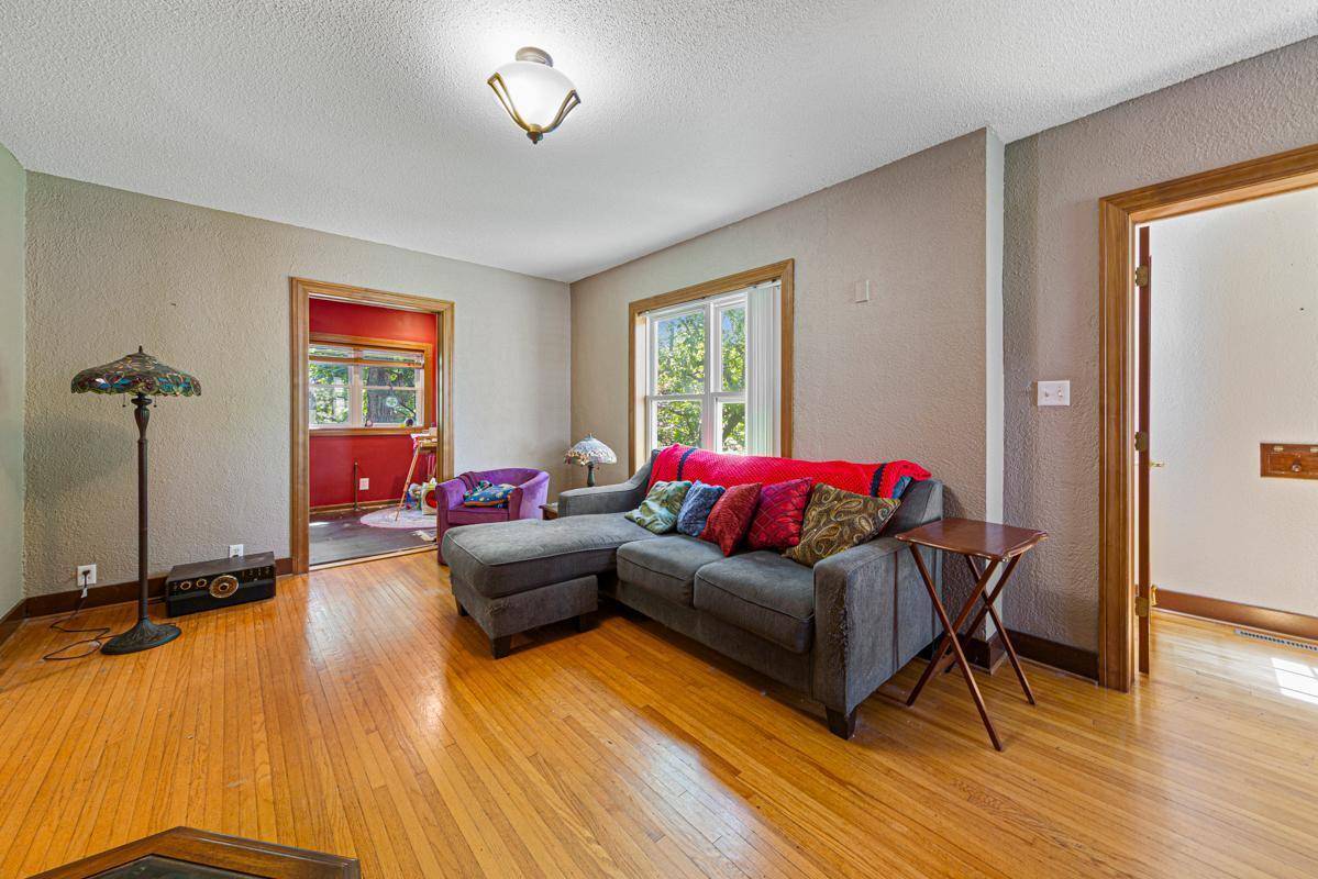 Saint Peter, MN 56082,503 W Nassau ST