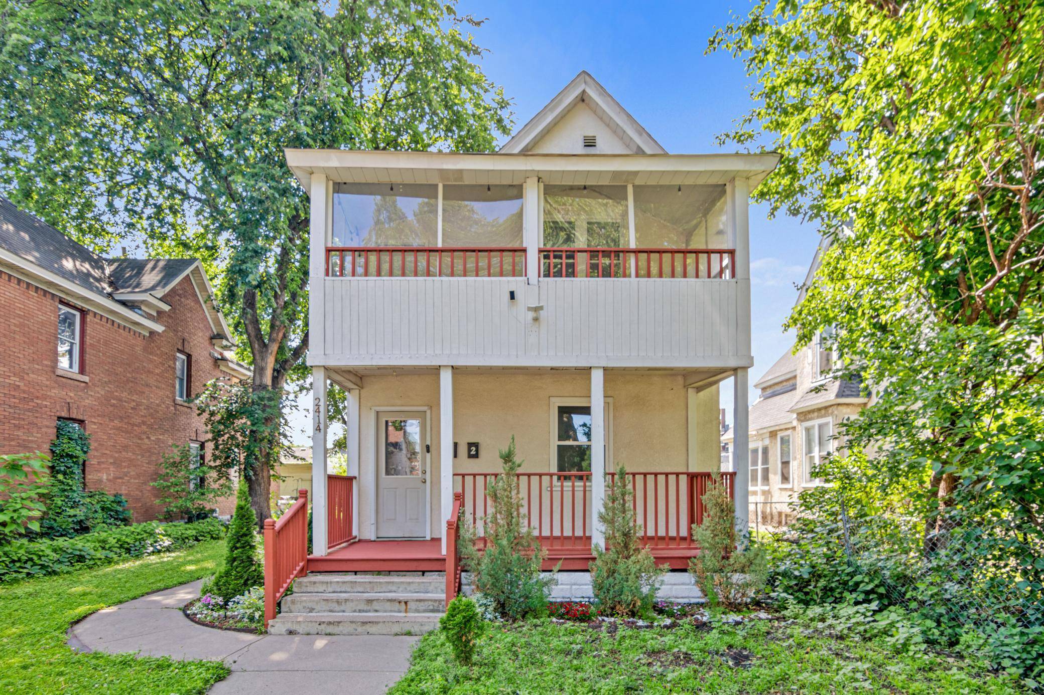 Minneapolis, MN 55418,2414 3rd ST NE
