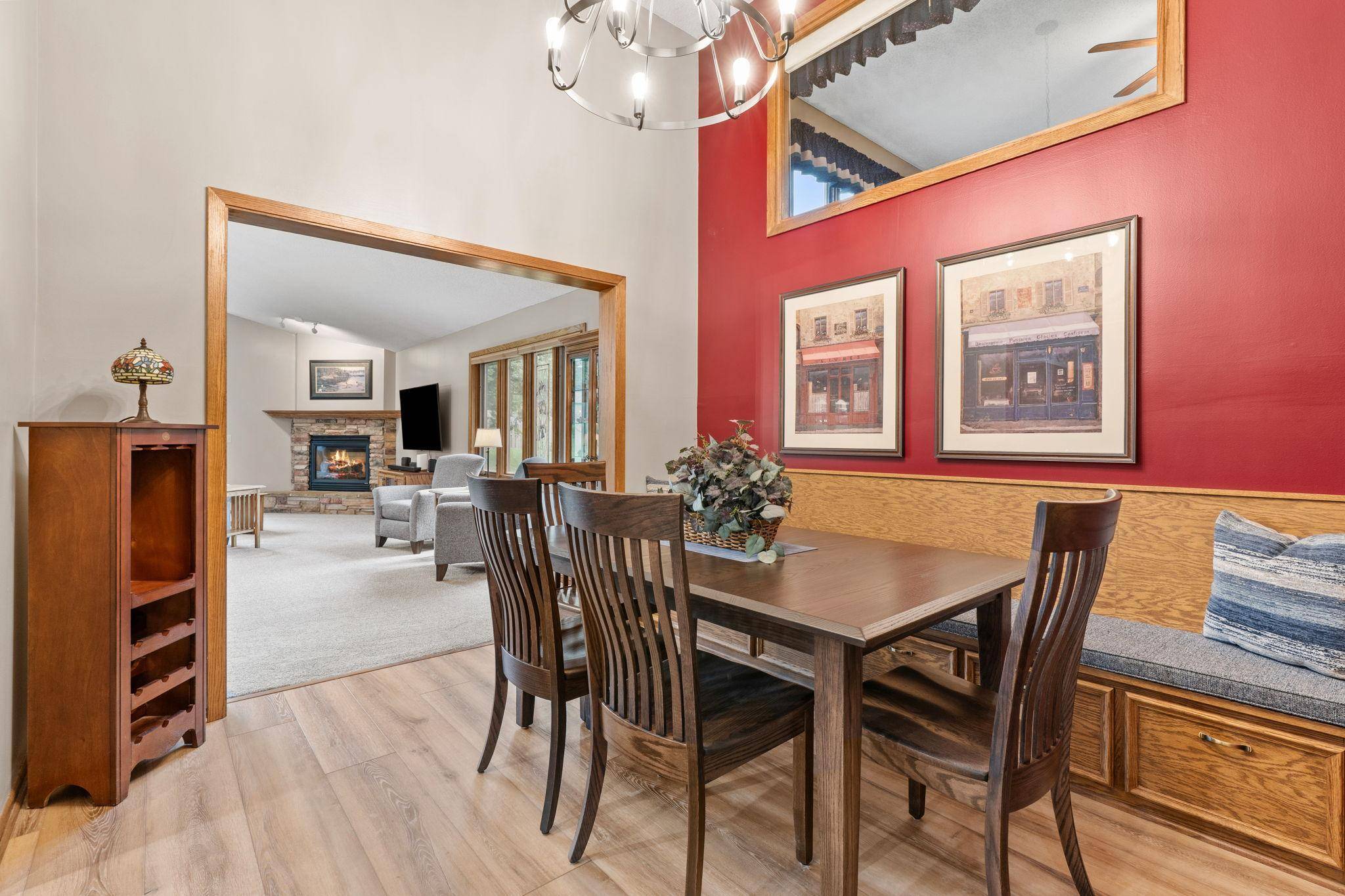 Burnsville, MN 55306,1104 Lavon LN