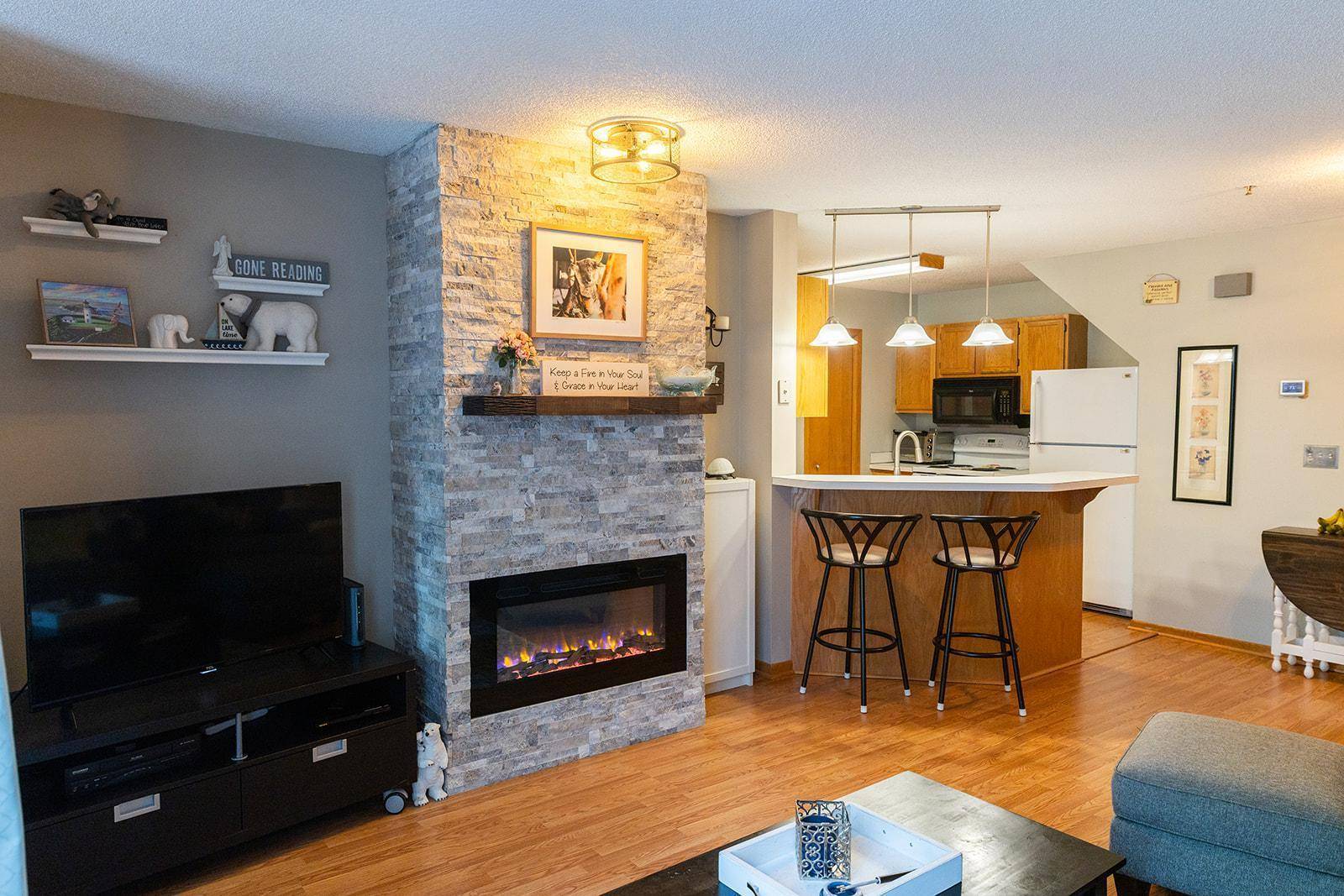 White Bear Lake, MN 55110,3665 Willow LN
