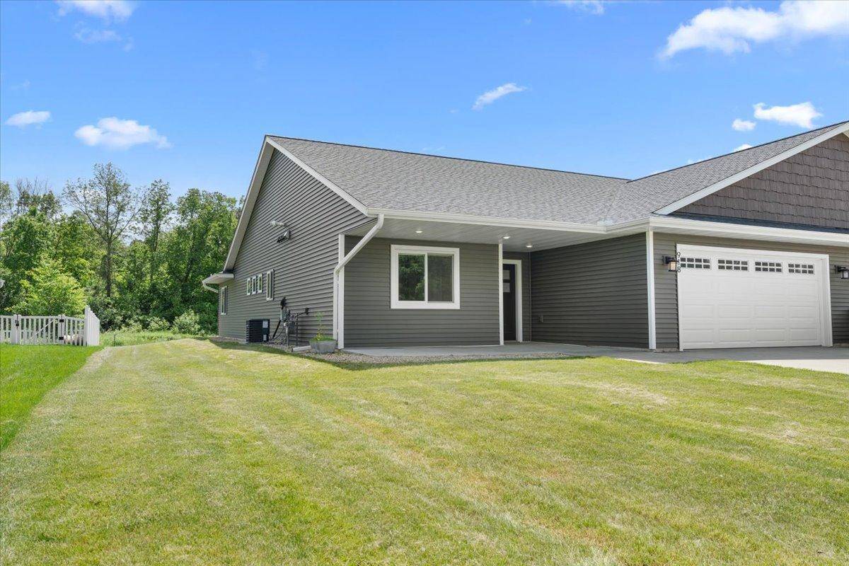 Woodville, WI 54028,918 Southside DR