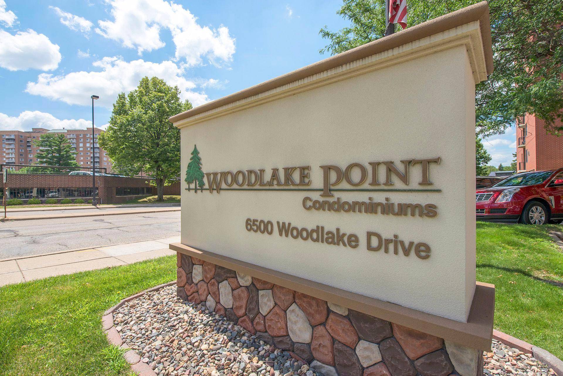Richfield, MN 55423,6500 Woodlake DR #1006