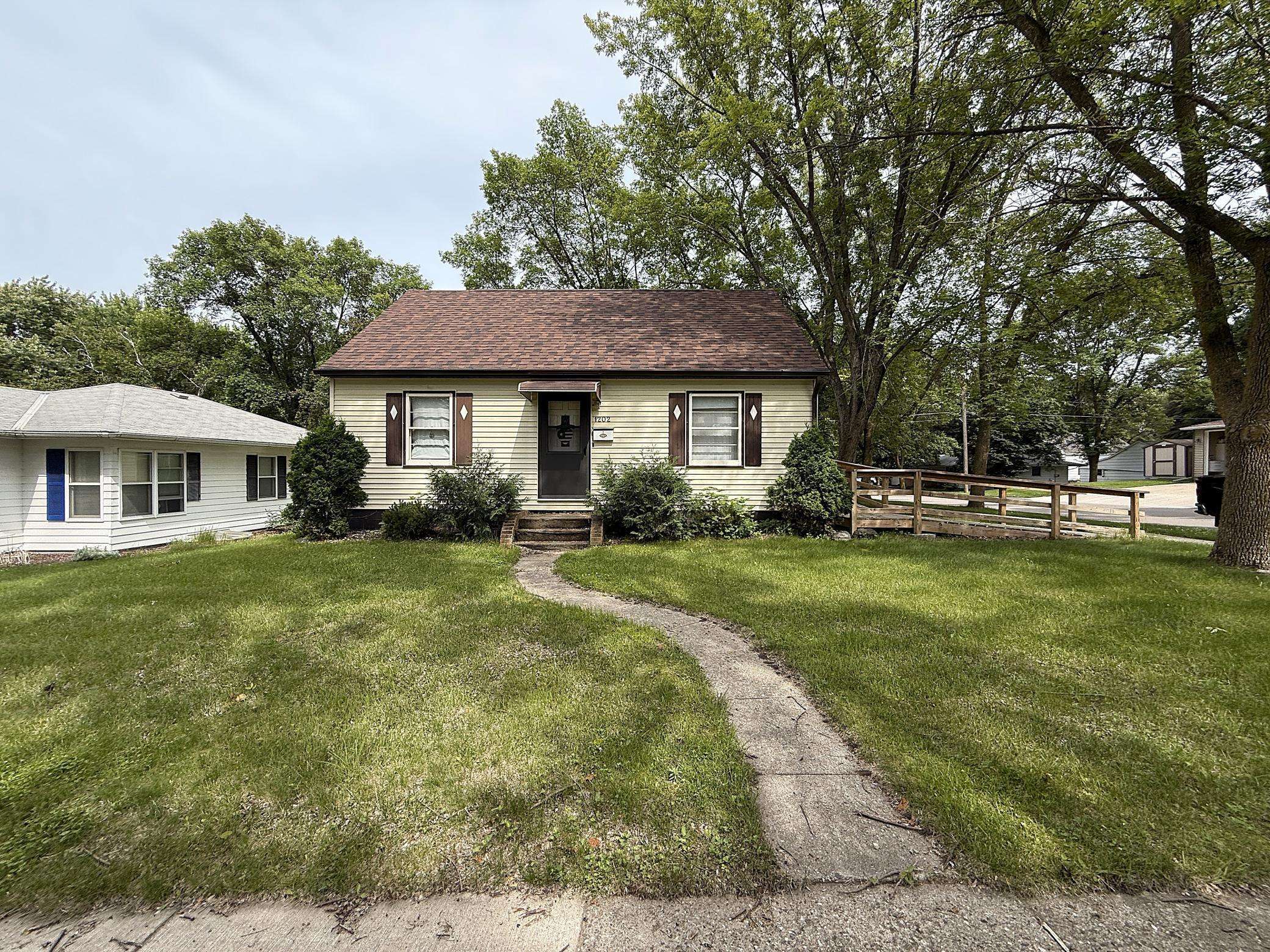 Montevideo, MN 56265,1202 N 4th ST