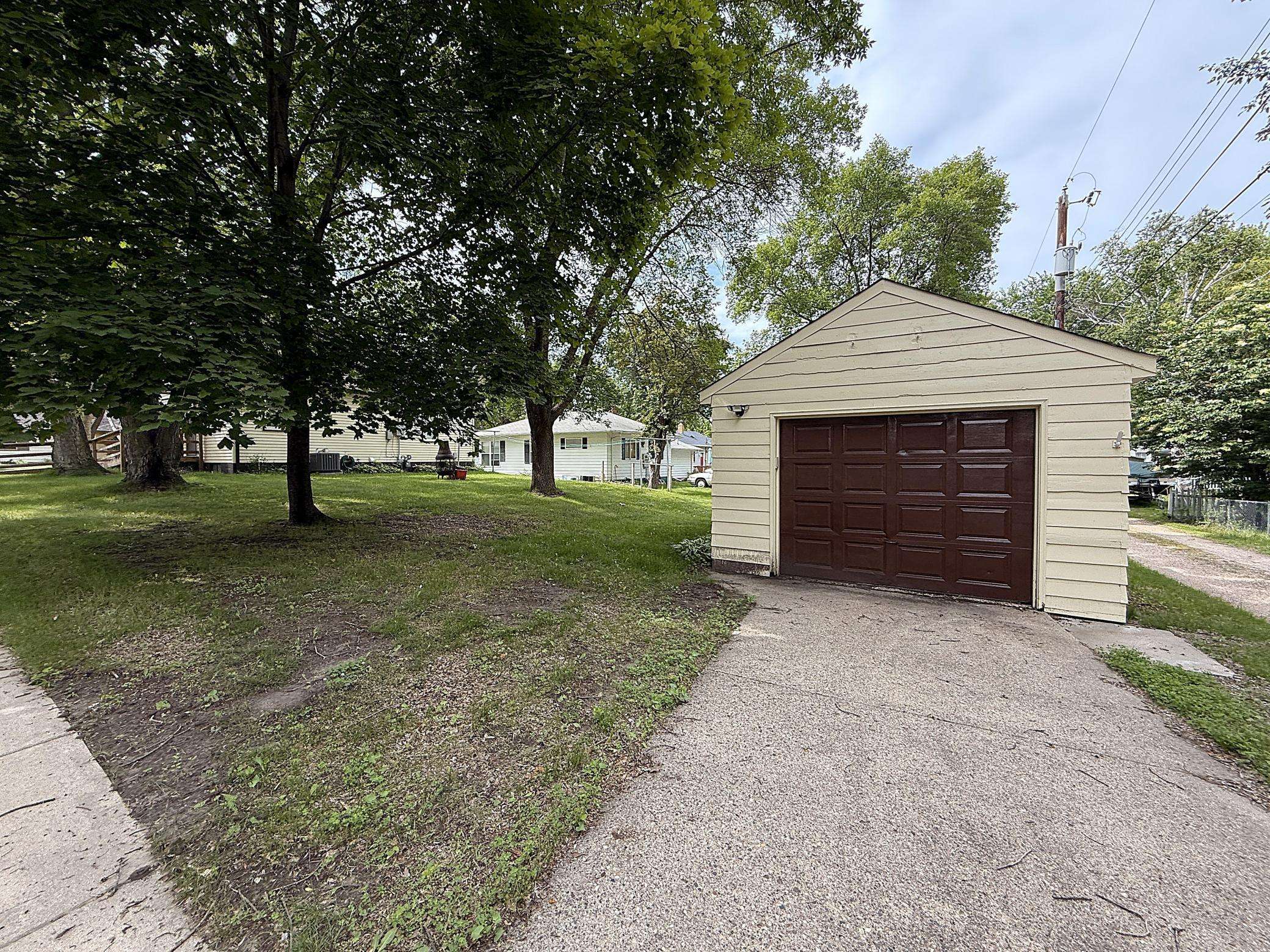 Montevideo, MN 56265,1202 N 4th ST