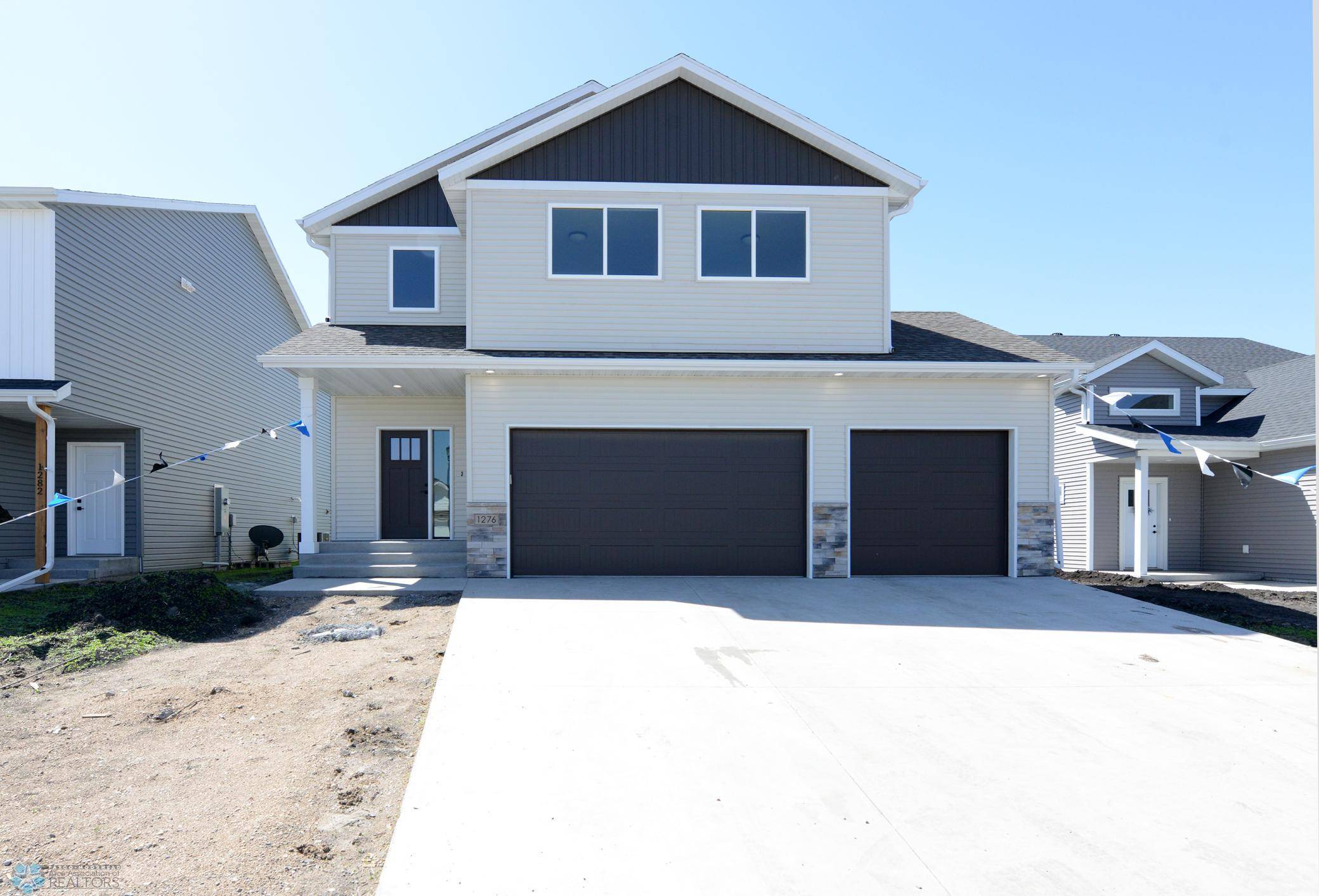 West Fargo, ND 58078,1276 MARLYS DR W
