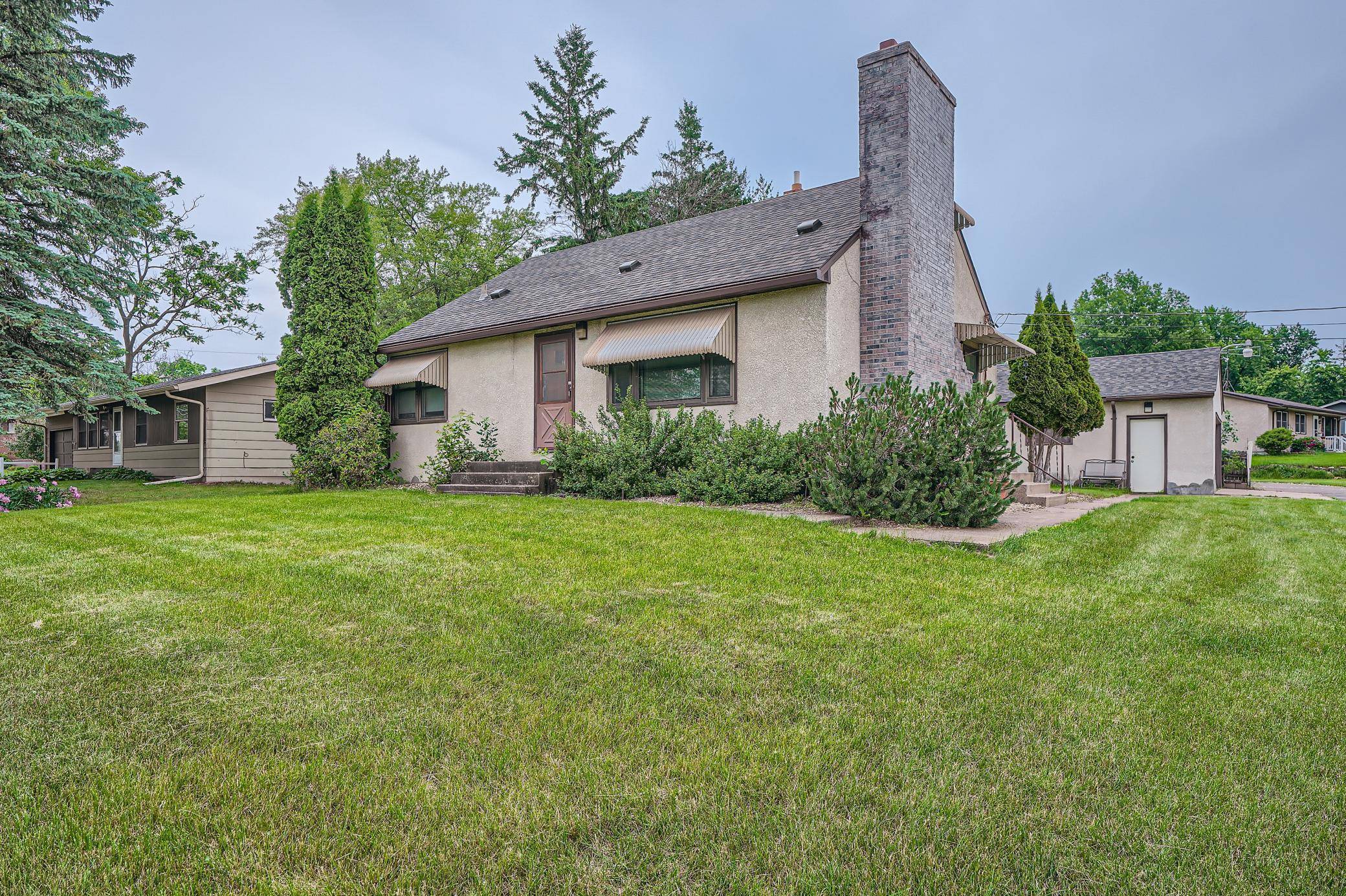 Oakdale, MN 55128,2415 Geneva AVE N