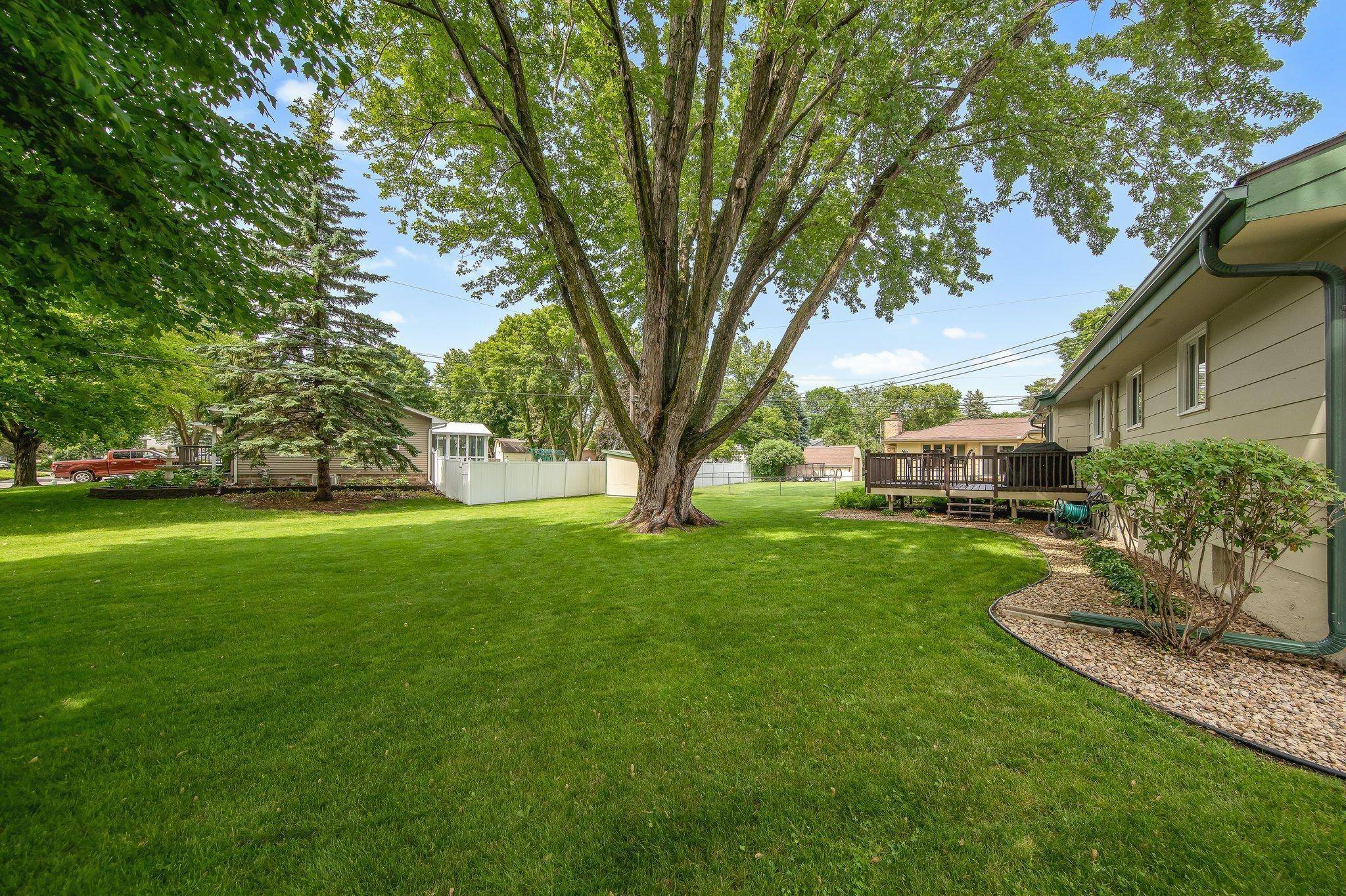 Saint Michael, MN 55376,124 Willow DR SW