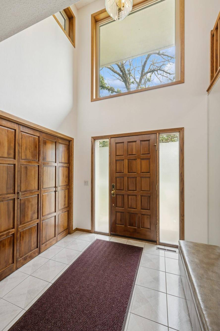 Bloomington, MN 55437,4820 W 95 1/2 ST