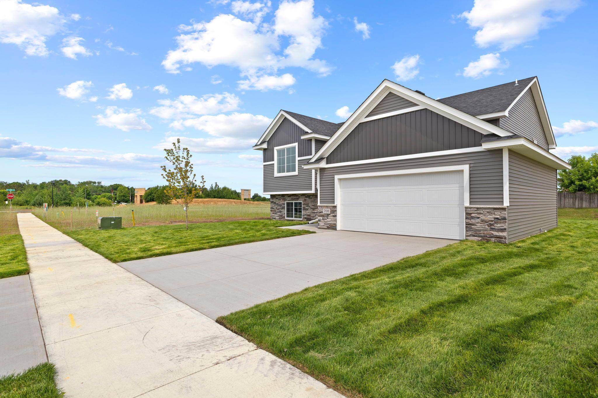 Isanti, MN 55040,708 Margaret LN NE