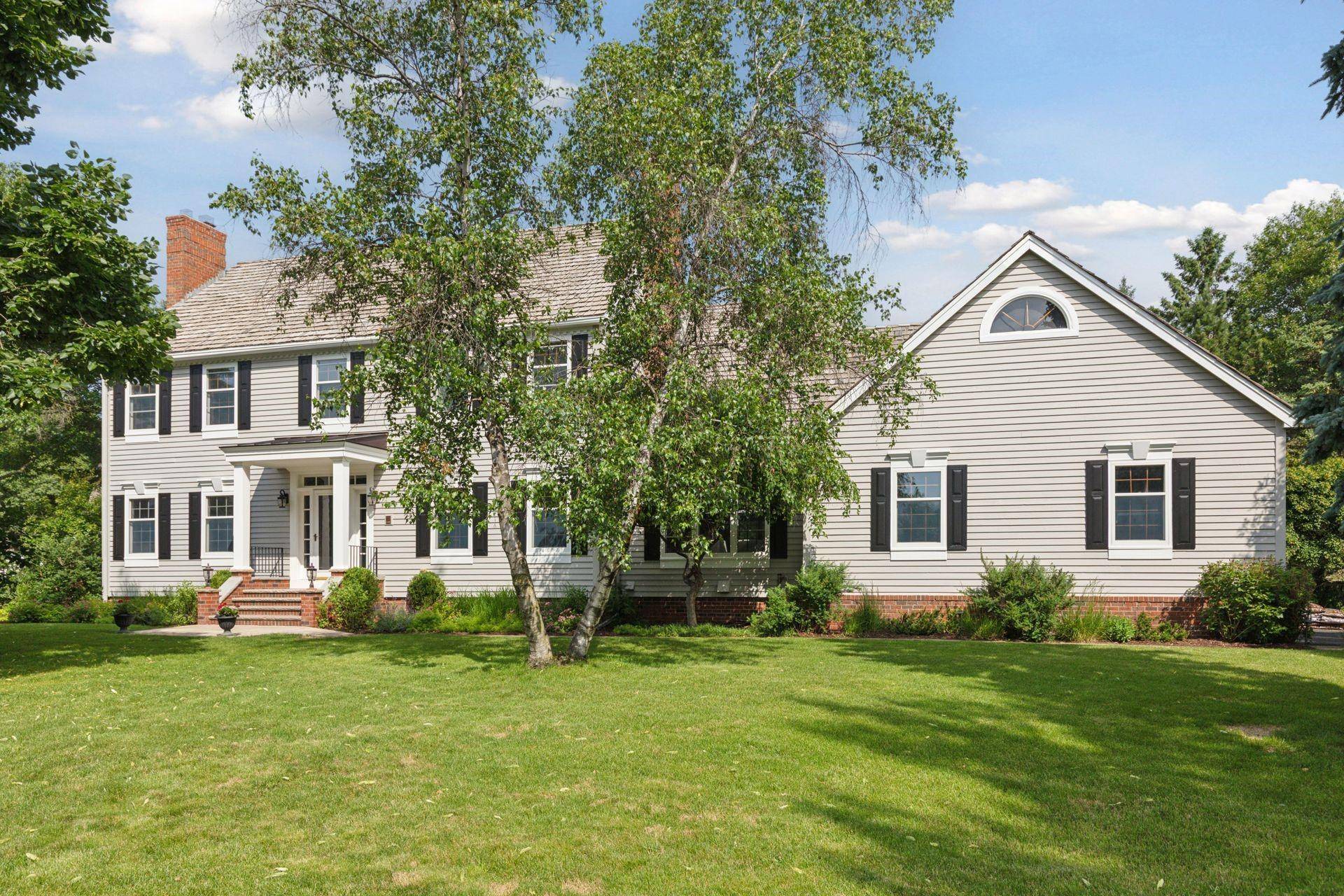 Eden Prairie, MN 55347,10636 Purdey RD