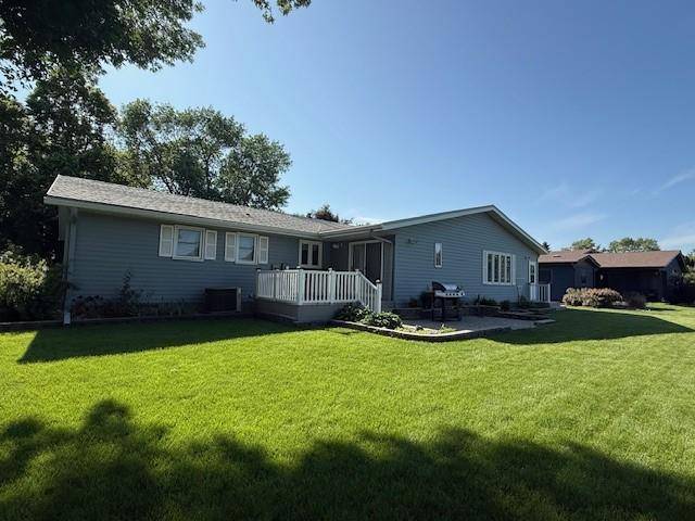 Windom, MN 56101,2411 Douglas ST